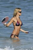 lara_bingle_beach_bikini_4.jpg