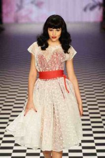 Lena+Hoschek+Show+Mercedes+Benz+Fashion+Week+ucrqBlc1Anrl.jpg