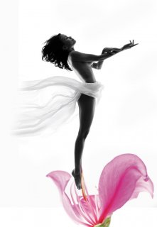 Anne-Lise Ramooloo for seven colours fashion spot resized.jpg