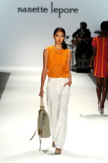 Nanette+Lepore+Runway+Spring+2011+MBFW+g9boWgX-5HNl.jpg