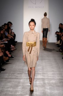 Eva+Minge+Runway+Spring+2011+MBFW+pis7Tf84a9Al.jpg