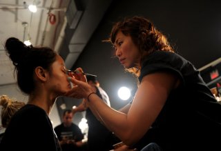 Eva+Minge+Backstage+Spring+2011+MBFW+_GIecgyX5Itl.jpg