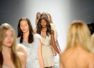 J+Mendel+Runway+Spring+2011+MBFW+3ezoeoBPJcwl.jpg