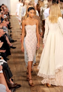 Ralph+Lauren+Collection+Runway+Spring+2011+dD46UIlPhgml.jpg