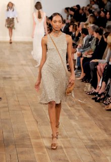 Ralph+Lauren+Collection+Runway+Spring+2011+__uGPBiYsBtl.jpg