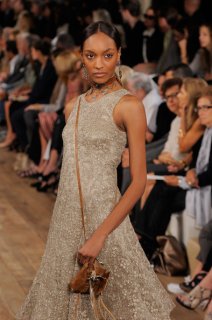 Ralph+Lauren+Collection+Runway+Spring+2011+rlniA2WbdCel.jpg