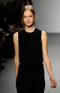 Calvin+Klein+Runway+Spring+2011+MBFW+MI-FrAyCtMHl.jpg