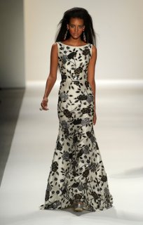 Naeem+Khan+Runway+Spring+2011+MBFW+ZVGqXmcE-tRl.jpg