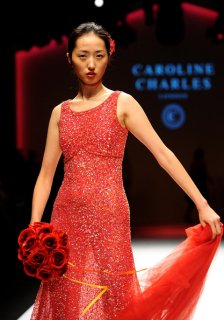 Caroline+Charles+Runway+LFW+Spring+Summer+3XYmvw645IRl.jpg