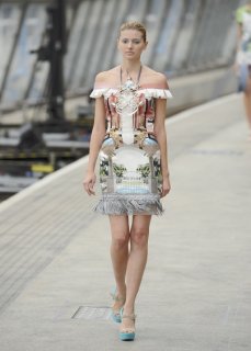 katrantzou_rs11_0030_slideshow_gallery_sfilate.jpg