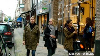 doutzen shopping in Amsterdam.jpg