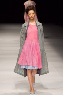 matohu-2011SS_06-thumb-467xauto-34753.jpg