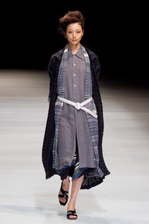 matohu-2011SS_16-thumb-467xauto-34763.jpg