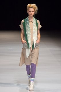 matohu-2011SS_20-thumb-467xauto-34767.jpg