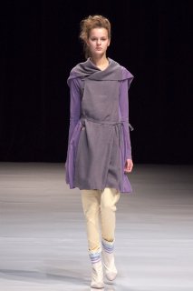 matohu-2011SS_22-thumb-467xauto-34769.jpg