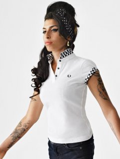 amy-winehouse-x-fred-perry-06.jpg