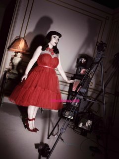 lanvin-hm-ad-campaign-image-06.jpg