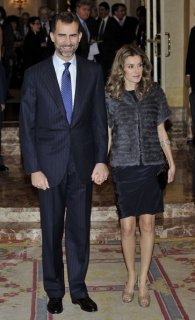 Princess+Letizia+Spanish+Prince+Felipe+Letizia+1E3T-rbSU4Vl.jpg