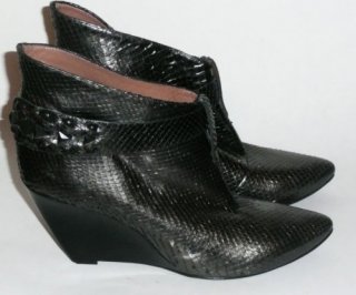sigerson bootie.jpg