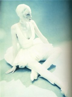 ghostlikeluminaries_apr86_roversi_1.jpg