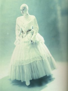 ghostlikeluminaries_apr86_roversi_7.jpg