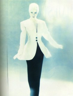ghostlikeluminaries_apr86_roversi_8.jpg