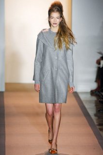 PETER-SOM-FALL-RTW-2011-PODIUM-013_runway.jpg