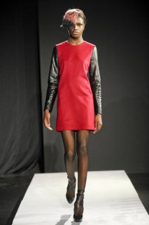 MANDY-COON-FALL-RTW-2011-PODIUM-020_runway.jpg