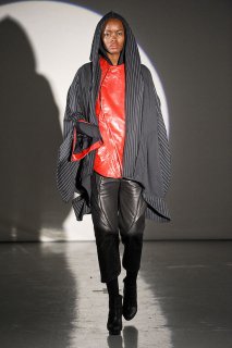 THREEASFOUR-FALL-2011-RTW-PODIUM-008_runway.jpg