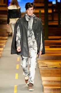Pedro Frizon @ Coca-Cola Clothing fw 2011.jpg
