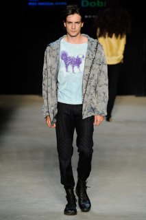 Pedro Frizon @ Dobra RMH fw 2011.jpg