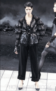 Hana_Chanel2gif.gif