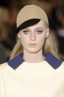 MIU-MIU-FALL-RTW-2011-BEAUTY-006_runway.jpg