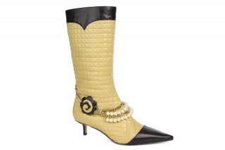 ugliest_shoes_in_the_world-chanel-beige-quilted-boots.jpg