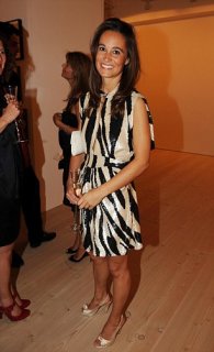 article-1381335-0BB183E900000578-601_306x500.jpg