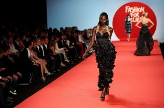 fashion-for-relief-cannes-kinee-diouf-2.jpg