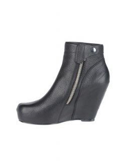 rick owens boot.jpg