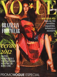 June 2011 Brazil Vogue Cover Lais Ribeiro _Vogue  Especial_Junho 2011_JOY.jpg