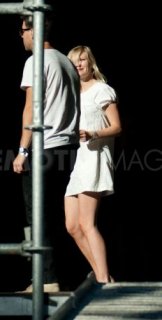 Kirsten-Dunst-back-stage-Swedish-festival-Where-Action_738004.jpg