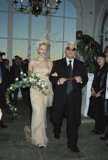 kristen-mcmenamy-wedding-karl-lagerfel1.jpg