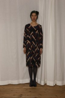 mina_201112aw2011527_12-thumb-466xauto-51762.jpg