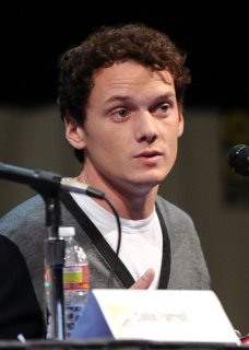 Anton+Yelchin+DreamWorks+Fright+Night+Comic+5LuFHmXcxW6l.jpg