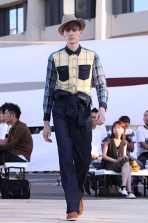 factotum-2011ss-31-thumb-466xauto-60930.jpg
