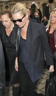 Kate+Moss+Nicole+Richie+Paris+Fashion+Week+ME4GMPg2Wcsl.jpg