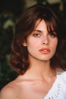 Nastassja Kinski by Eva Sereny, 1988.jpg