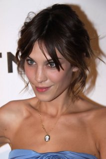 alexa-chung-10200903.jpg