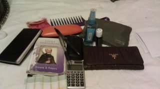 Chanel things inside1.jpg