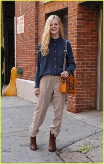 elle-fanning-marc-jacobs-01.jpg