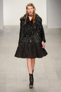 JRFW1112LFW014.jpg