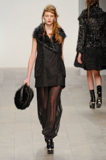 JRFW1112LFW016.jpg